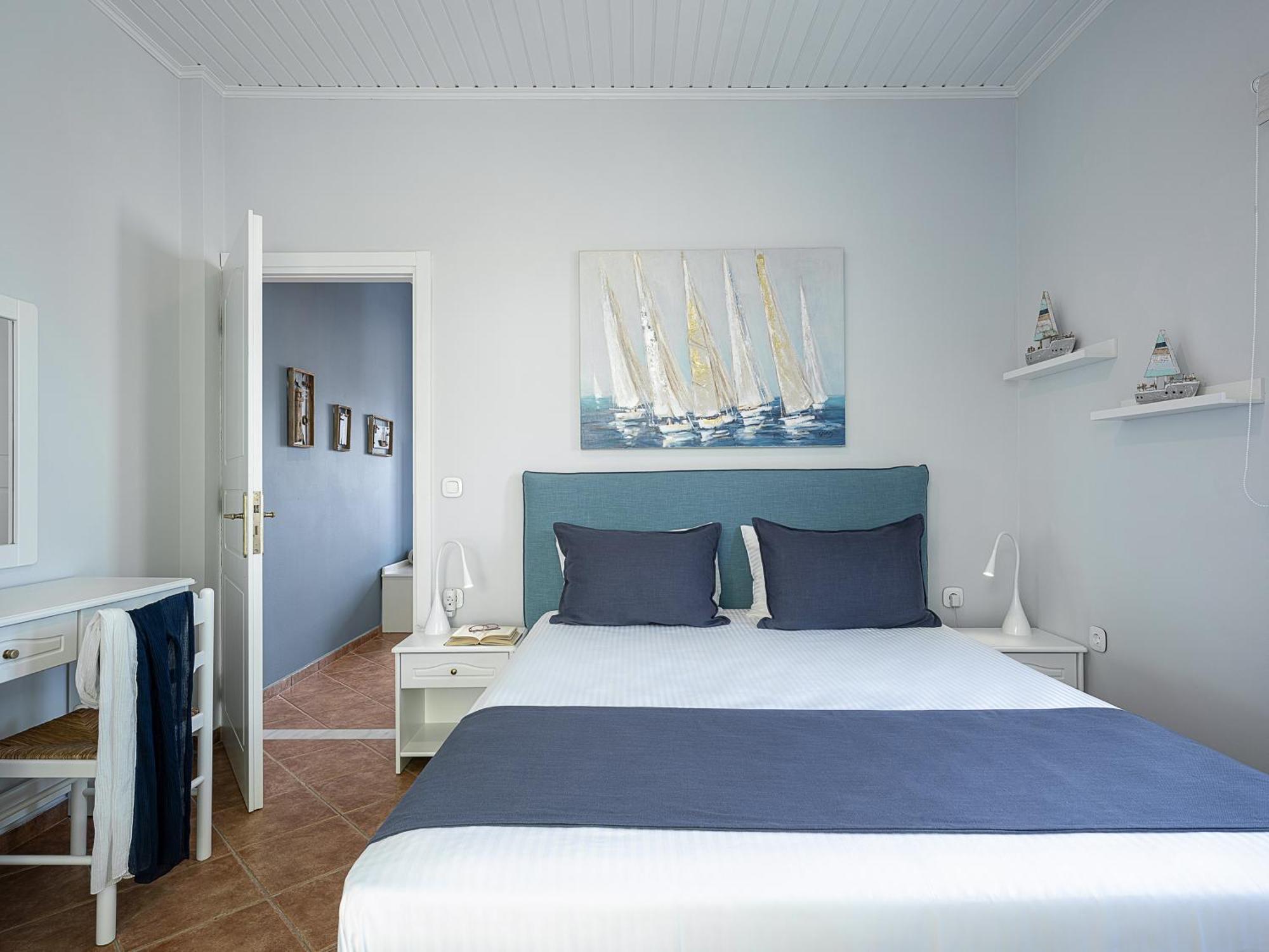 Elena Seafront Luxury Apartments Алмирида Экстерьер фото